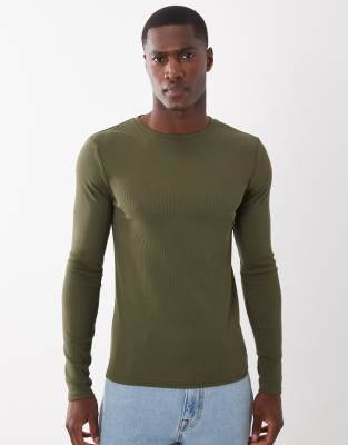 Langärmliges Basic-T-Shirt in Grün mit körperbetontem Schnitt Grün L