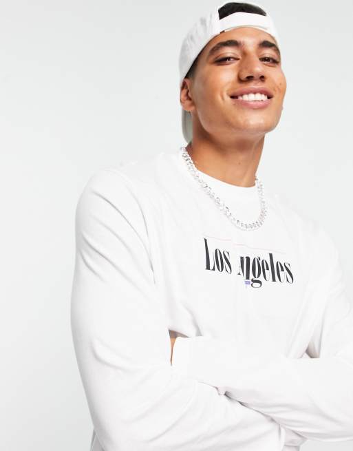 ASOS DESIGN – Langärmliges Baumwoll-Shirt in Weiß mit „Los Angeles“-Cityprint - WHITE