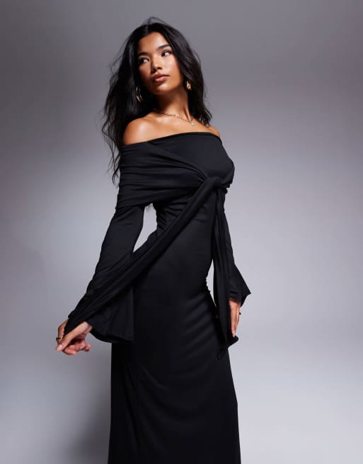 ASOS DESIGN – Langärmliges, besonders weiches Midikleid in Schwarz mit Carmen-Ausschnitt und Bindedetail, 2 von 4