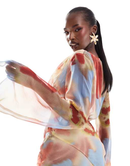 ASOS DESIGN – Langärmliges Chiffon-Oberteil mit Wasserfallausschnitt und verschwommenem Muster, Kombiteil, 4 von 4