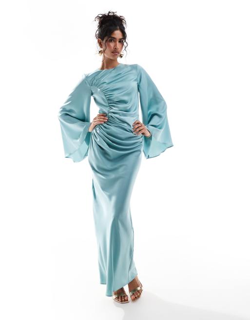 ASOS DESIGN – Langärmliges, gerafftes Maxikleid aus Satin in Blau, 4 von 4