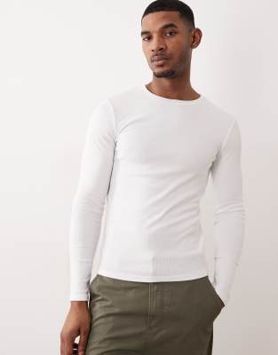Langärmliges, geripptes Basic-T-Shirt in Weiß mit körperbetontem Schnitt Weiß 3XL