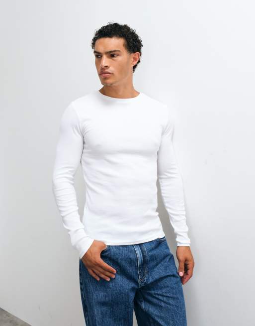 ASOS DESIGN – Langärmliges, geripptes Basic-T-Shirt in Weiß mit körperbetontem Schnitt, 5 von 10