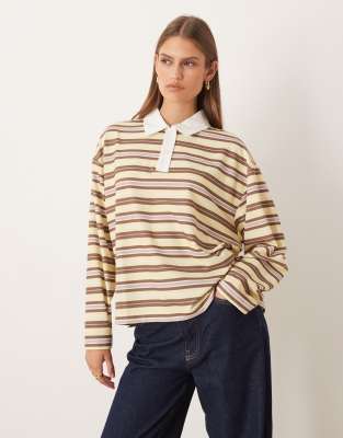 ASOS DESIGN - Langärmliges, gestreiftes Rugby-Polohemd in Gelb und Schokobraun-Bunt
