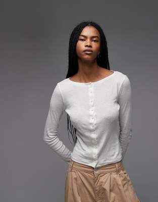 ASOS DESIGN - Langärmliges, hautenges Oberteil in Ecru mit Knopfleiste-Lila