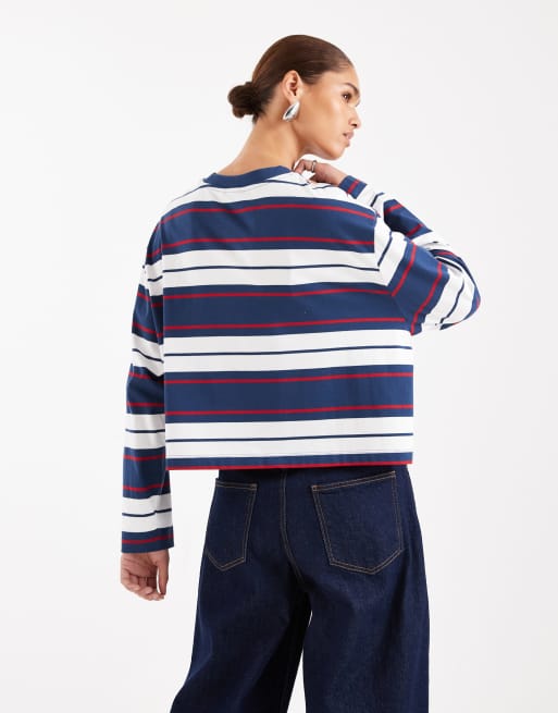 ASOS DESIGN – Langärmliges, kastiges Cropped-Shirt in Marineblau gestreift, 4 von 4