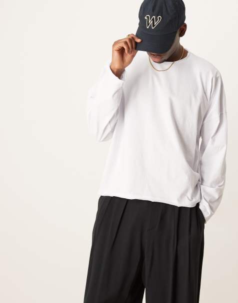 ASOS DESIGN – Langärmliges, kastiges Super-Oversize-T-Shirt in Weiß mit ungesäumten Kanten - view 1