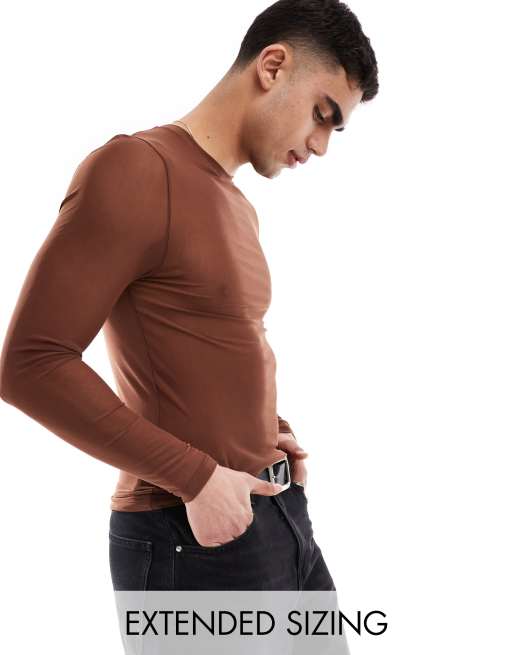 ASOS DESIGN – Langärmliges, körperbetontes T-Shirt aus Netzstoff in Braun