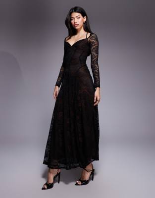 ASOS DESIGN - Langärmliges Maxikleid aus Spitze in Schwarz mit Ziernaht