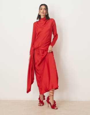 ASOS DESIGN - Langärmliges Maxikleid in Rot mit Bindedetail