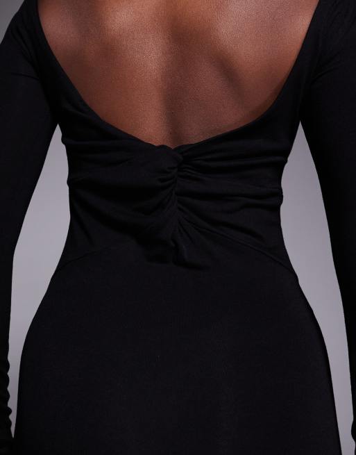 ASOS DESIGN – Langärmliges Maxikleid in Schwarz mit geknoteter Rückseite und eckigem Ausschnitt, 4 von 4
