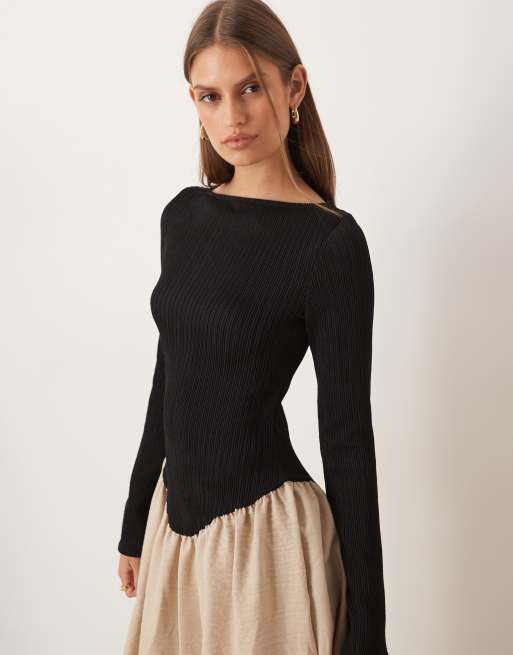 ASOS DESIGN – Langärmliges Midikleid in Schwarz und Beige mit tiefer Taille und U-Boot-Ausschnitt, 2 von 4