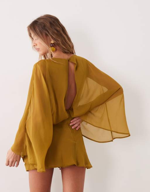 ASOS DESIGN langärmliges Mini-Kleid mit Knoten vorn und Rückenausschnitt in Ocker, 4 von 4