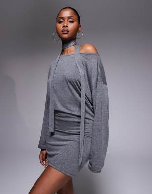 ASOS DESIGN - Langärmliges Minikleid in Anthrazit mit schmalem Schal-Brown