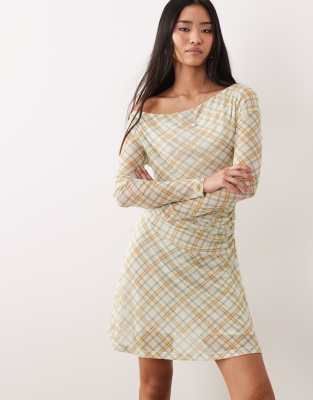 ASOS DESIGN - Langärmliges Minikleid mit Karomuster und abfallender Schulterpartie-Bunt
