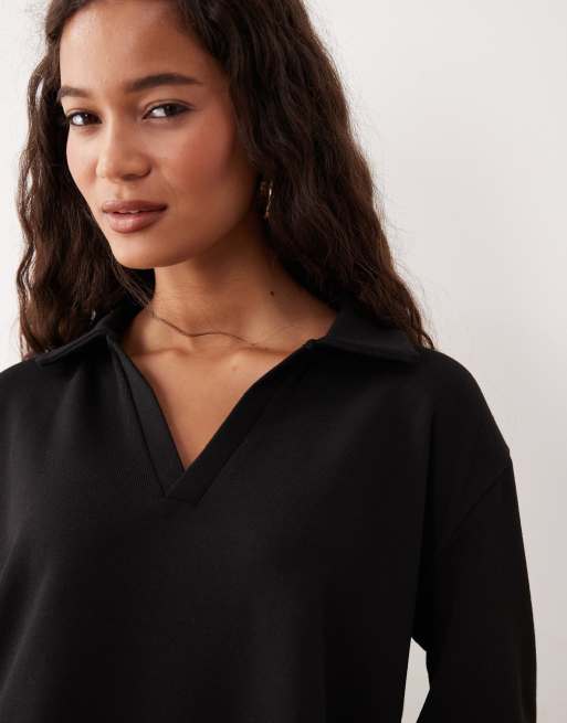 ASOS DESIGN – Langärmliges Oberteil aus Strickstoff in Schwarz mit Rugby-Kragen, 3 von 4