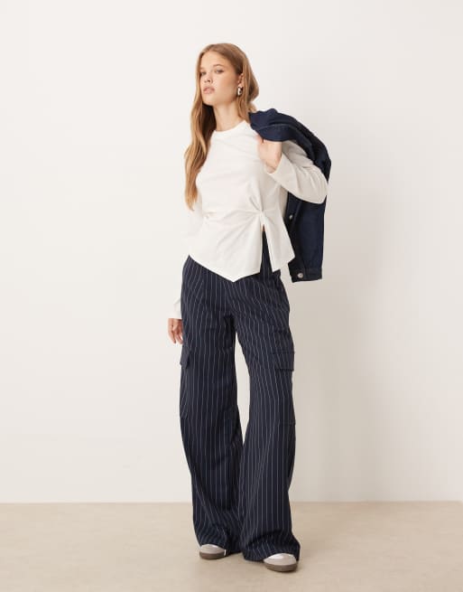 ASOS DESIGN – Langärmliges Oberteil in Cremeweiß mit Knotendetail, 3 von 4