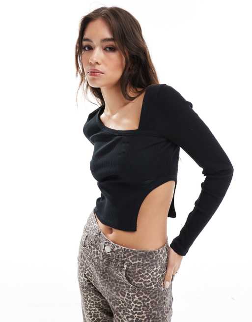 ASOS DESIGN – Langärmliges Oberteil in Schwarz mit asymmetrischem Ausschnitt und geschlitztem Saum, 5 von 5