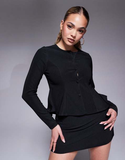 ASOS DESIGN – Langärmliges Oberteil in Schwarz mit Knopfleiste und strukturiertem Saum, Kombiteil - view 1