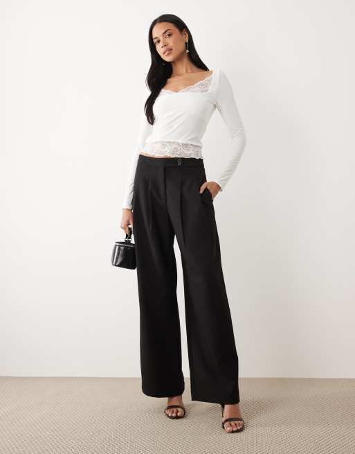 ASOS DESIGN – Langärmliges Oberteil in Weiß mit Spitzeneinsätzen, 2 von 4