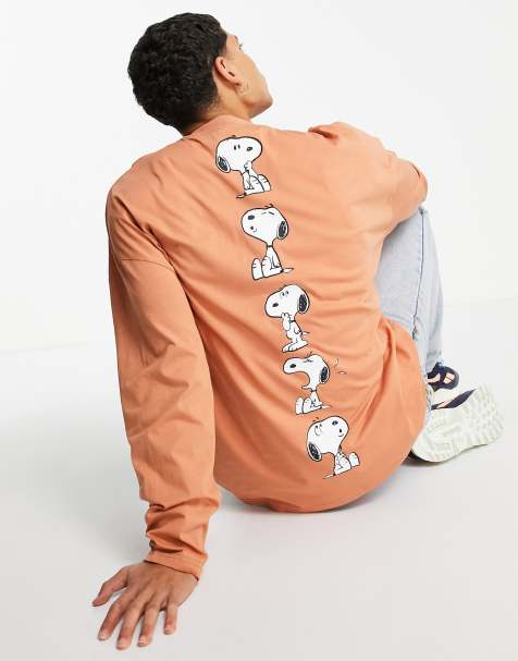 ASOS DESIGN – Langärmliges Oversize-Shirt mit Snoopy-Rückenprints in Braun - view 1