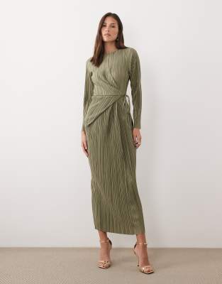 ASOS DESIGN - Langärmliges, plissiertes Wickel-Maxikleid in Khaki mit Bindedetail in der Taille-Grün
