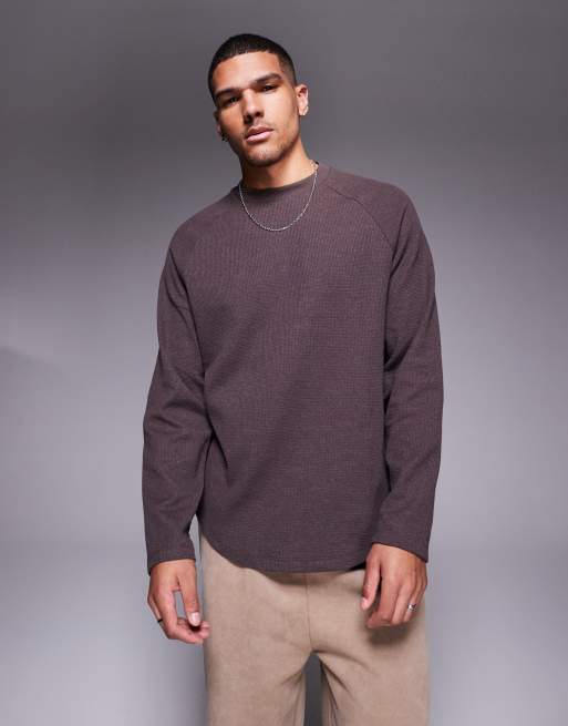 ASOS DESIGN – Langärmliges Raglan-Shirt in Braun mit lockerem Schnitt und Waffelstruktur