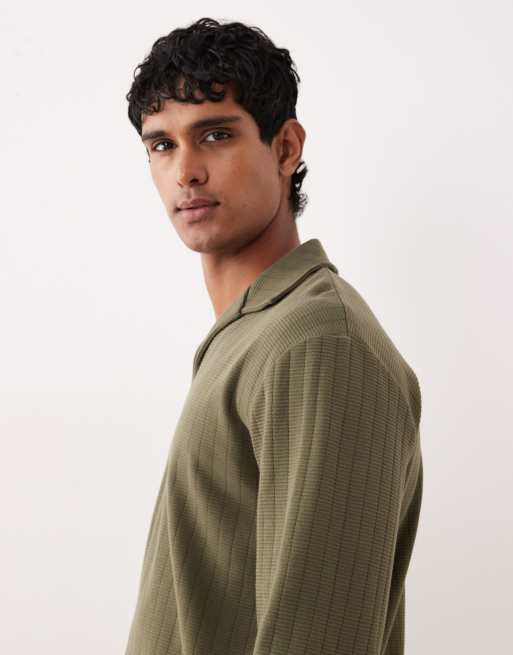 ASOS DESIGN – Langärmliges Relaxed-Fit-Oberteil in Khaki mit Polokragen und Struktur, 5 von 5