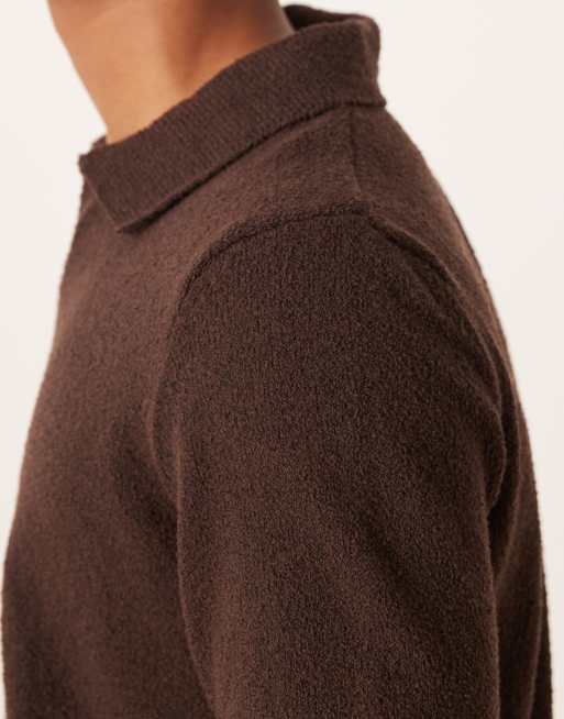 ASOS DESIGN – Langärmliges Relaxed-Fit-Polohemd in Braun mit eingekerbtem Ausschnitt und Strukturmuster, 4 von 5