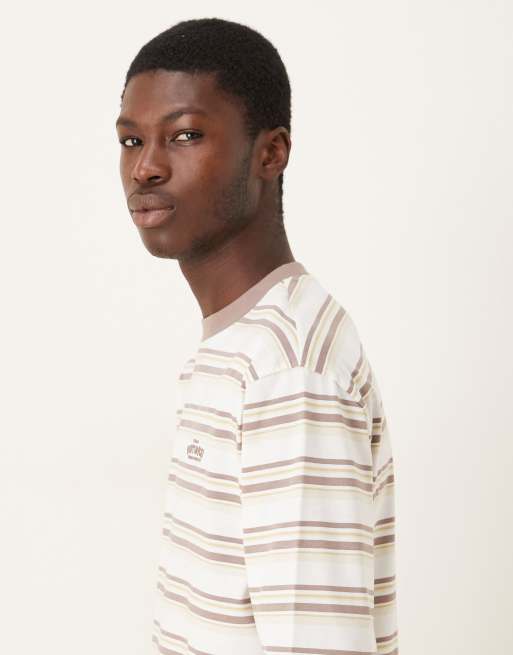 ASOS DESIGN – Langärmliges Relaxed Fit Shirt in Weiß mit beigen Streifen und Text-Grafik, 4 von 5