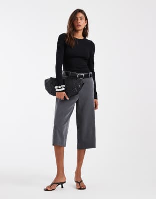 ASOS DESIGN - Langärmliges, schlichtes Oberteil in Schwarz