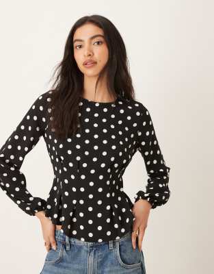 ASOS DESIGN - Langärmliges Schößchenoberteil mit Polka Dots-Bunt