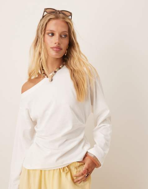 ASOS DESIGN – Langärmliges, schulterfreies Shirt in Cremeweiß mit Korsett-Taille - view 1