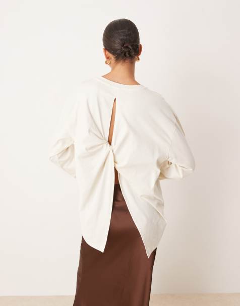 ASOS DESIGN – Langärmliges T-Shirt in Creme mit Zierknoten am Rücken - view 1