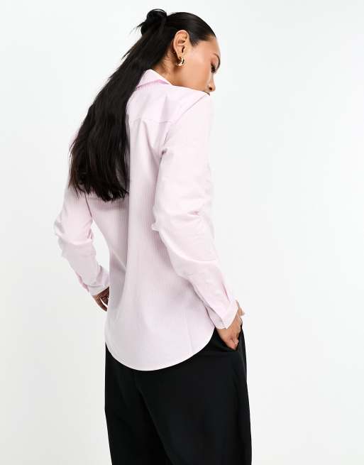 ASOS DESIGN – Langärmliges, tailliertes Hemd aus elastischer Baumwolle in Rosa und Weiß gestreift, 2 von 4