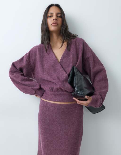 ASOS DESIGN – Set in Burgunderrot mit Wickeloberteil und Maxirock, 2 von 3