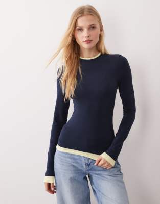 ASOS DESIGN - Langärmliges, zweilagiges Oberteil in Marineblau