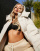 Thumbnail 3 van 4