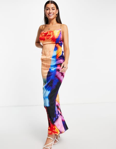 ASOS DESIGN - Lange jurk van schuin gesneden satijn met gedrapeerde halslijn en kruisbandjes op de rug in veelkleurige print - view 1