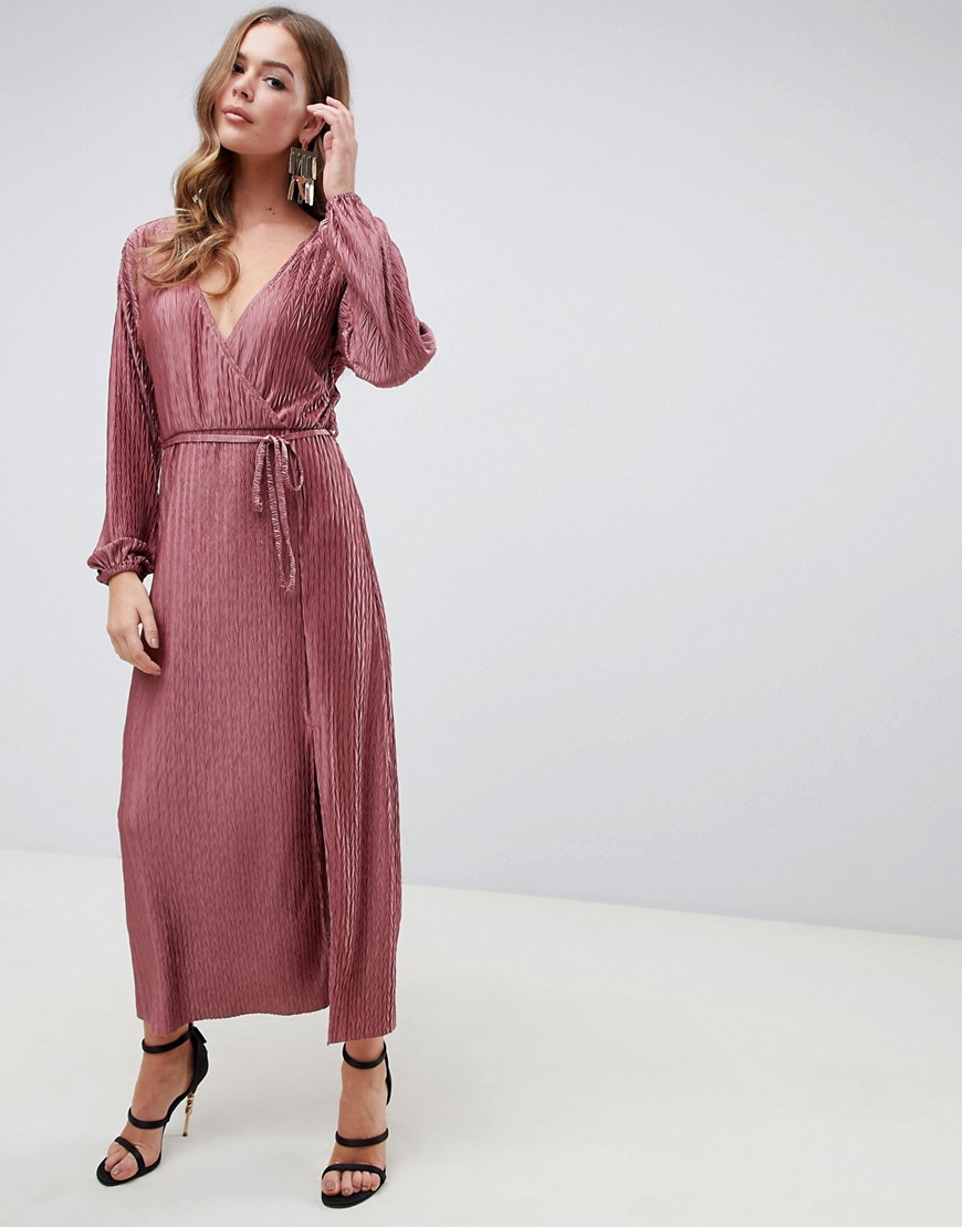 ASOS DESIGN - Lange plissé jurk met visgraatstreep en stikceintuur-Roze