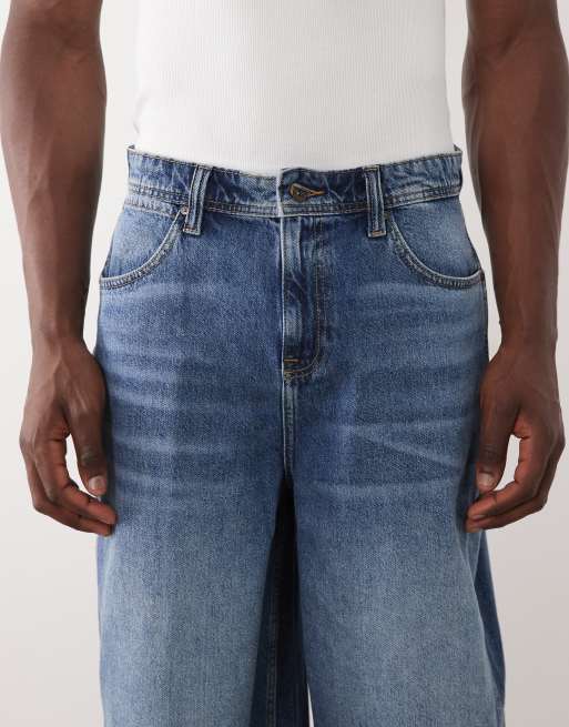 ASOS DESIGN – Länger geschnittene Jeans-Jorts in verwaschenem Mittelblau, 2 von 5