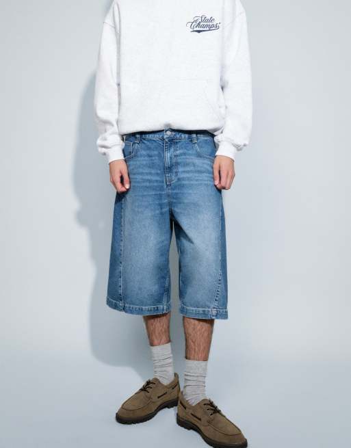 ASOS DESIGN – Länger geschnittene Jeans-Jorts in verwaschenem Mittelblau, 5 von 7