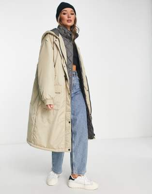 ASOS DESIGN - Langer, gesteppter Hybrid-Parka in Stein-Neutral