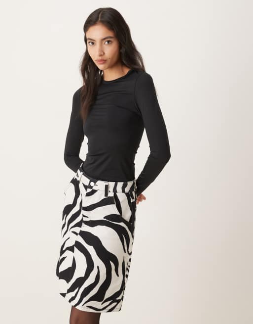 ASOS DESIGN – Langer Jeansrock mit Zebra-Grafik im 90s-Style, 2 von 5