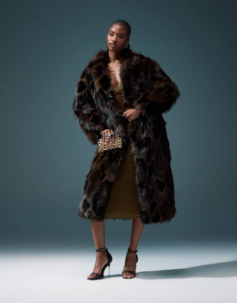 ASOS DESIGN – Langer Kunstpelzmantel in Braun mit Flicken-Struktur - view 1
