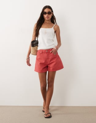 Längere Jeansshorts in Rot mit A-Linien-Schnitt Rot 38