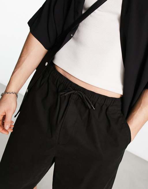 ASOS DESIGN - Langere skater chinoshort in zwart, 3 van 4
