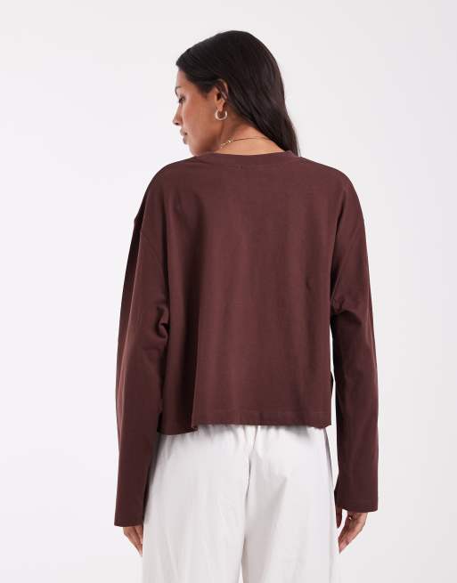 ASOS DESIGN langærmet boxy cropped T-shirt i chokolade, 4 af 4
