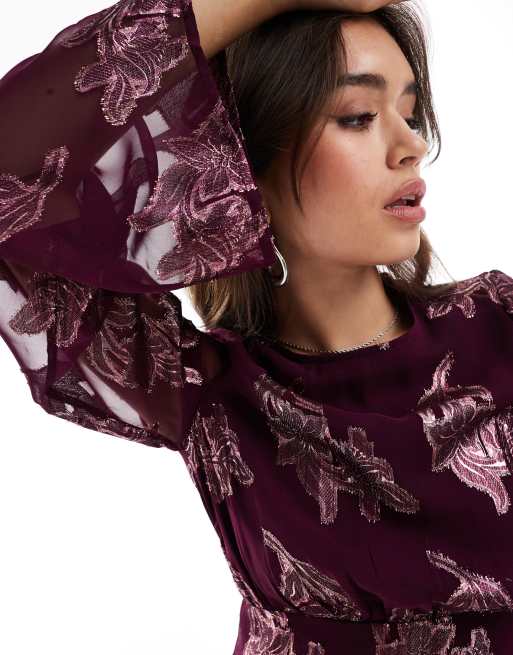 ASOS DESIGN - Langærmet midikjole med flæsemanchetter i metalfarvet lilla, 3 af 4