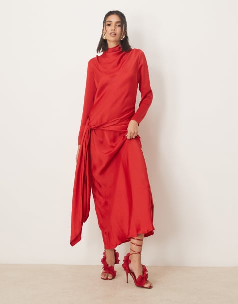 ASOS DESIGN - Langærmet og rød maxikjole i satin med bindefront - view 1
